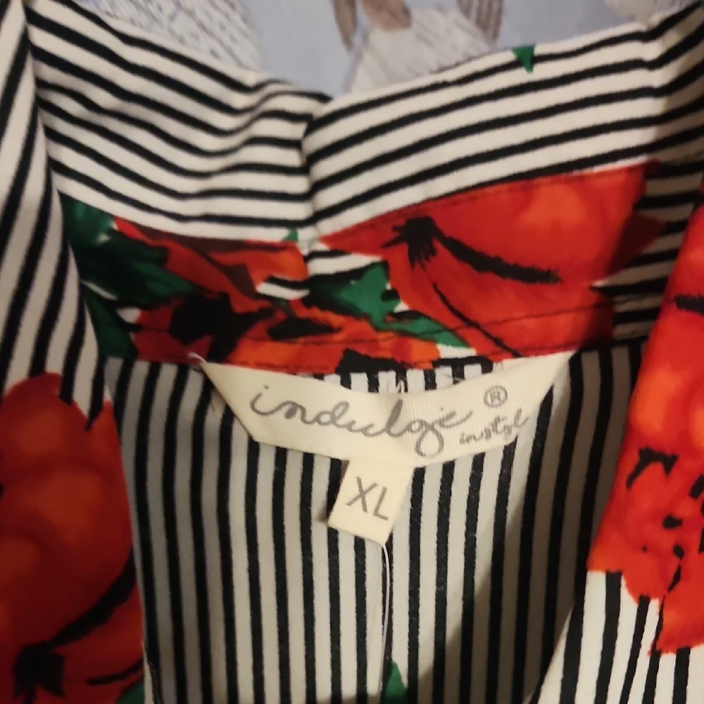 Indulge Red Floral Striped Women Shirt - Picture 2 of 5